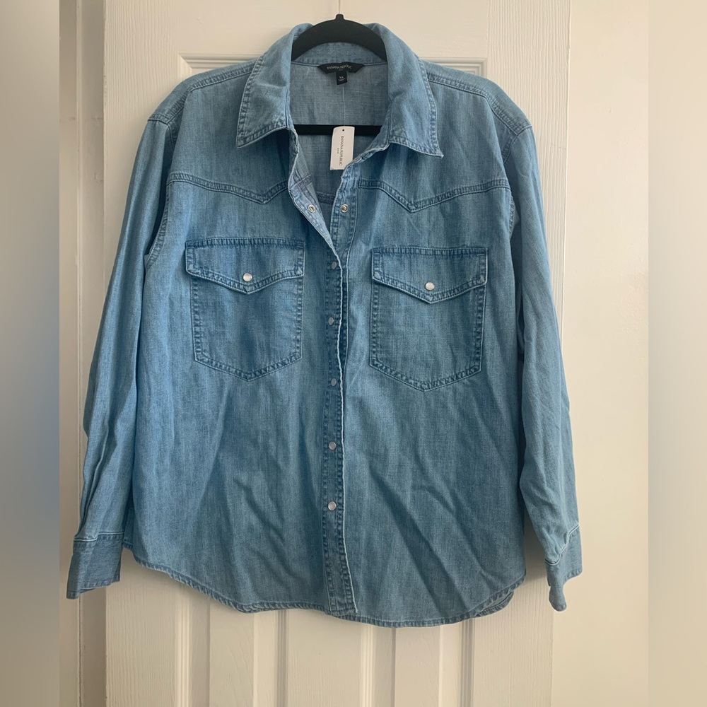 Banana Republic Factory ~ Jean Top